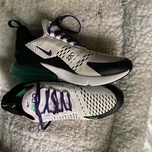 Women Nike running shoes